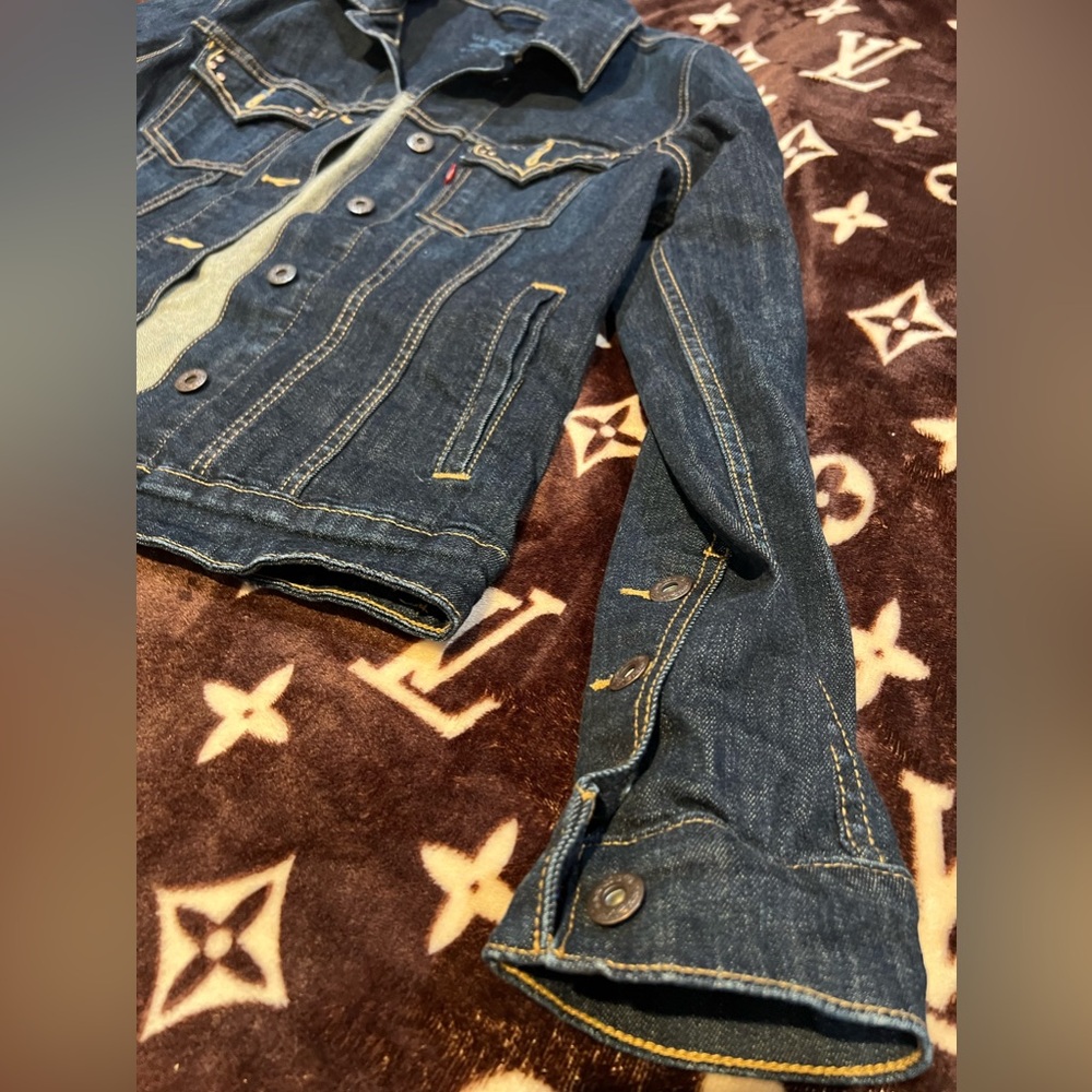 Levi’s denim jacket